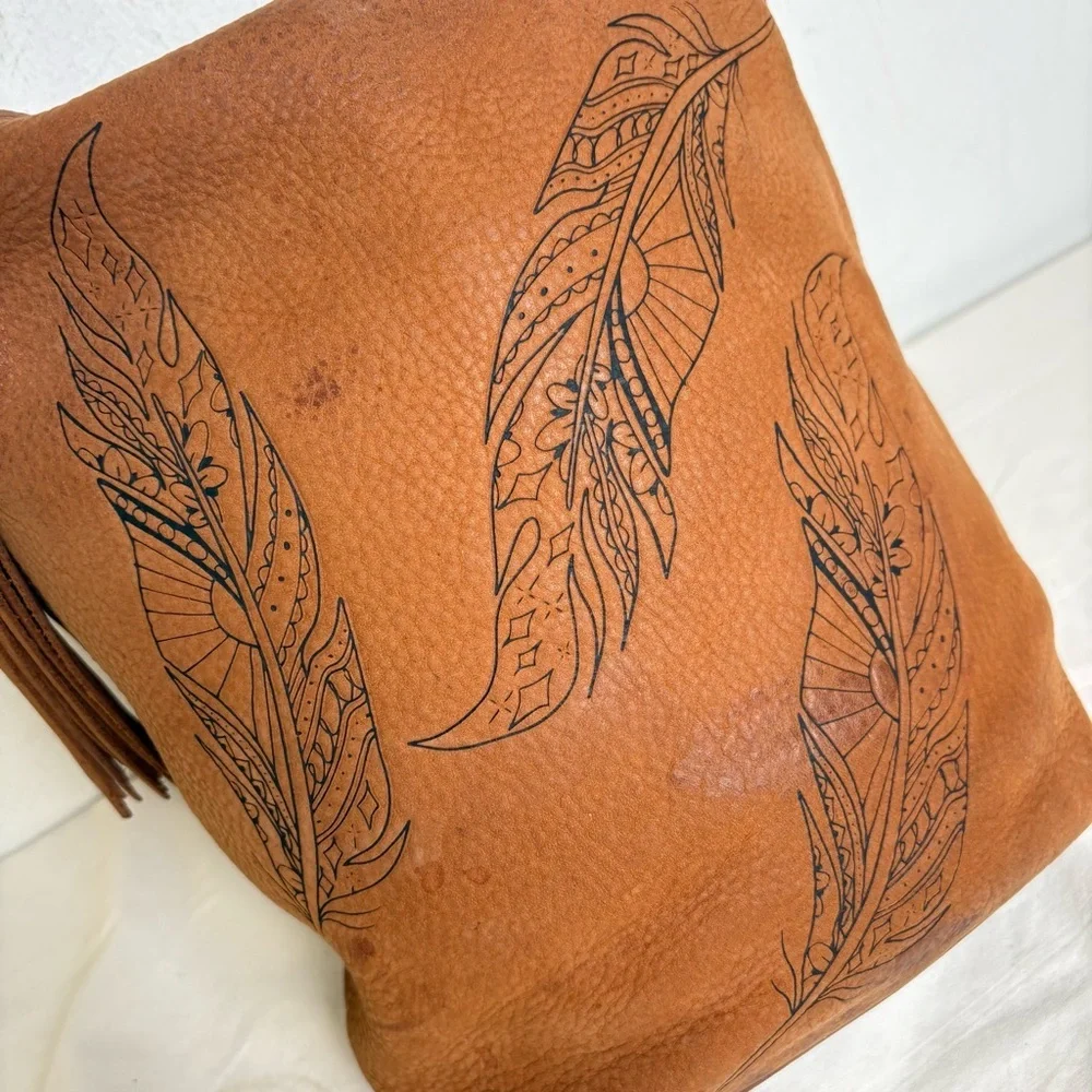 HOBO Inked Hide Collector’s Edition 2018 Feathers Convertible Backpack Bag Purse